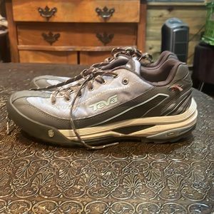 Women’s Teva shoes